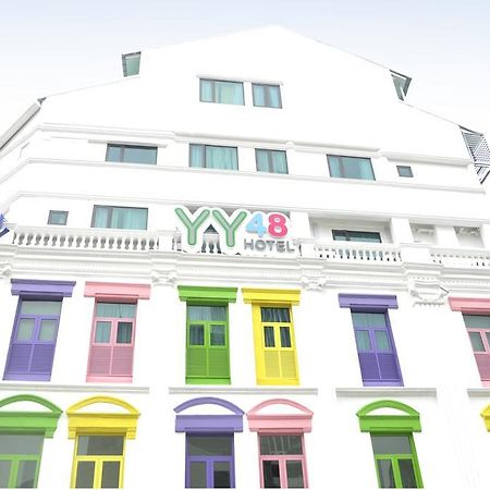 Yy48 Hotel 2 Mins Walk From Masjid Jamek Lrt Station Kuala Lumpur Exterior photo