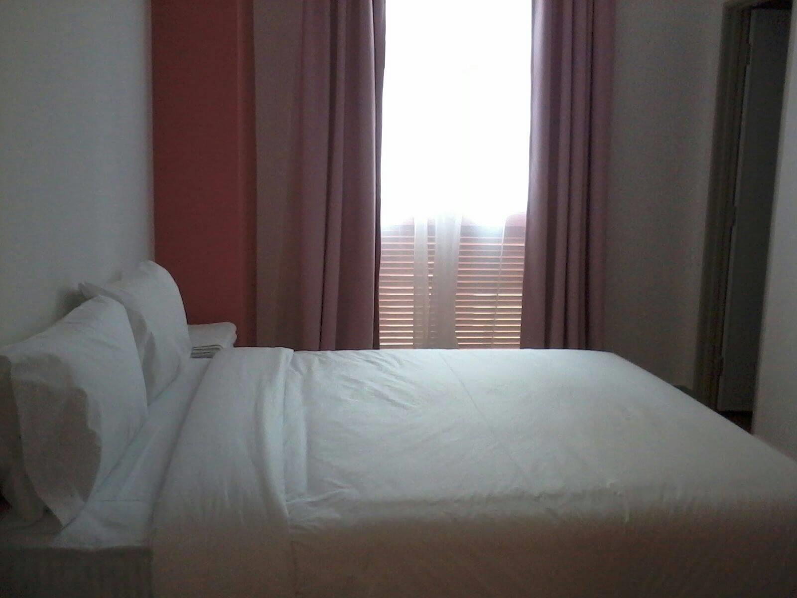 Yy48 Hotel 2 Mins Walk From Masjid Jamek Lrt Station Kuala Lumpur Exterior photo